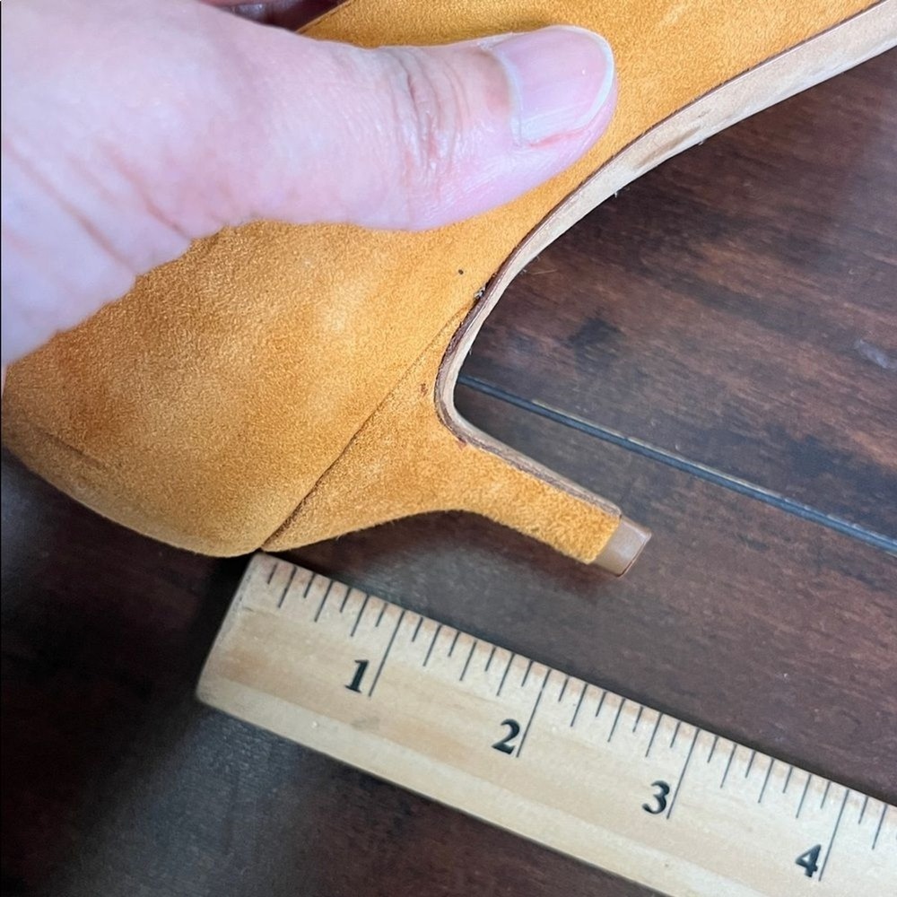 Oscar de la Renta Women's Rust Orange Suede Heels Beaded‎ size 38.5 New - Picture 9 of 10